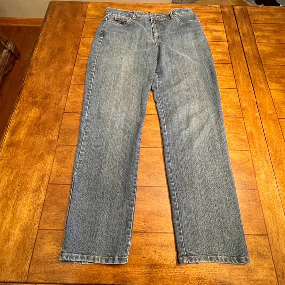 Gloria Vanderbilt Amanda Jeans Women's Sz 12 Denim Stretch Straight Leg S944-210 - Picture 2 of 10